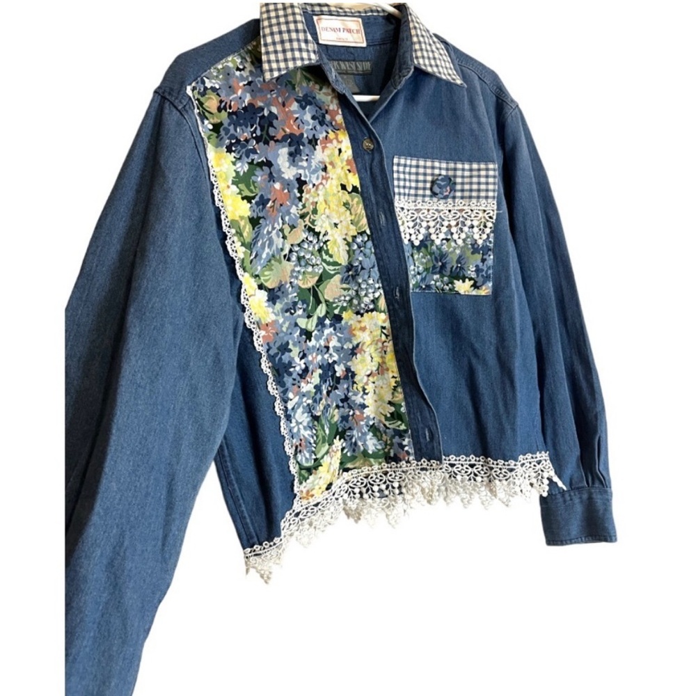 Vintage 90s denim floral lace embroidered boho cottagecore button jean jacket M